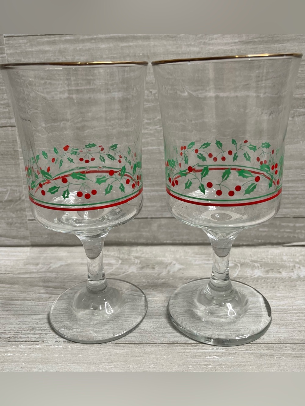 Vintage Arby’s Holly Berry Wine Glass Goblet